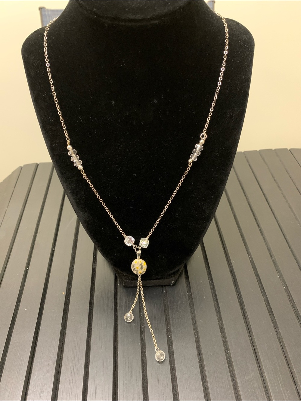 Elegant Gold-Tone Lariat Necklace with Clear crystal Accents
